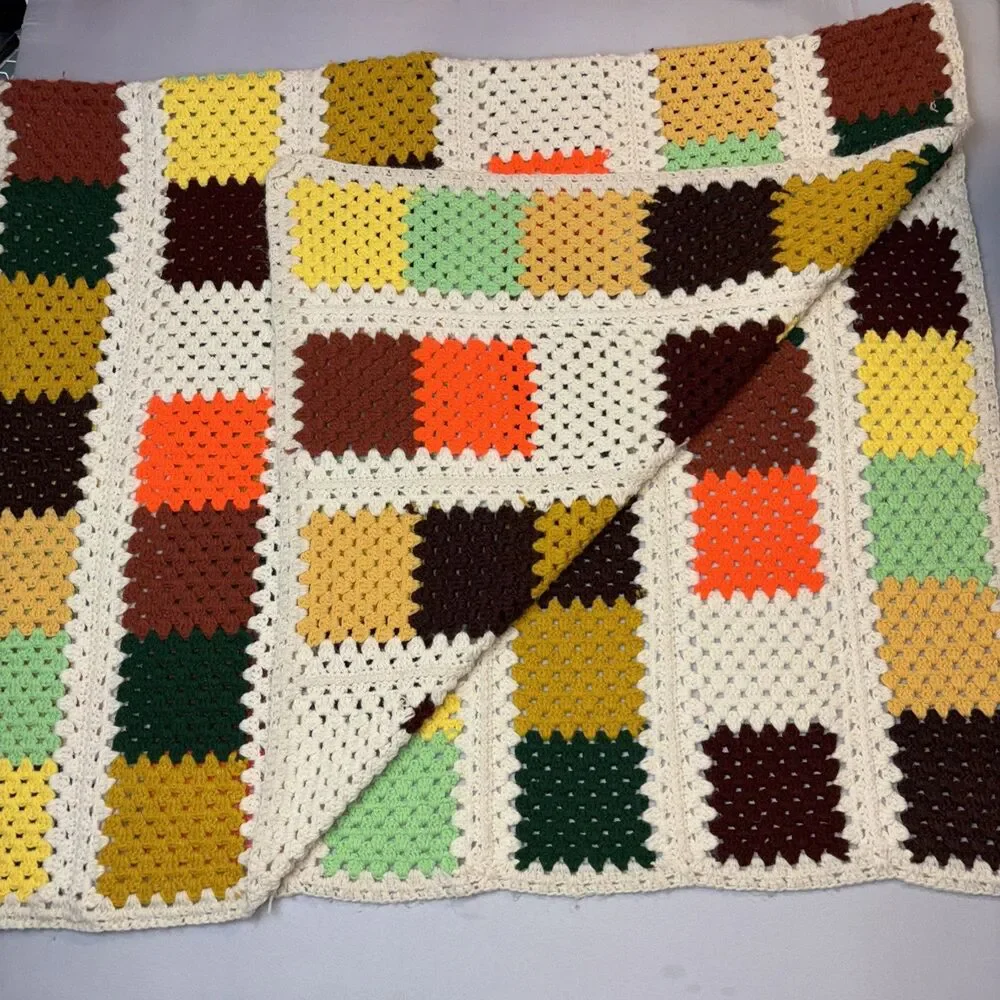 VTG Hand Crocheted Granny Square Sofa Throw Roseanne Style White Trim 76”x45”